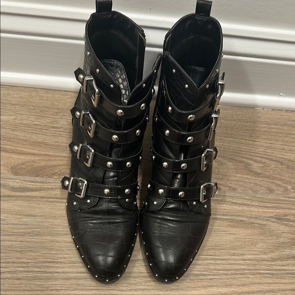Fergalicious Black Combat Moto Boots with Buckle Straps - Picture 1 of 4